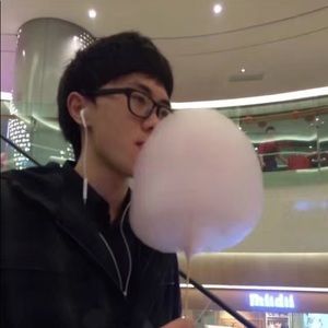 Meet your Posher, Zhen